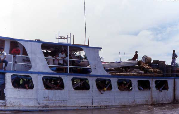 river boat photo